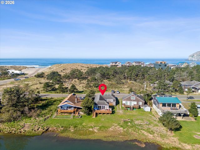 34885 Cape Kiwanda Dr, Pacific City, OR 97135