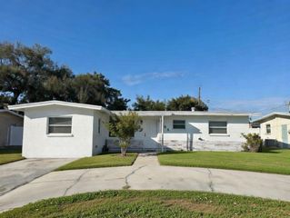 5731 90TH AVENUE N, Pinellas Park, FL 33782