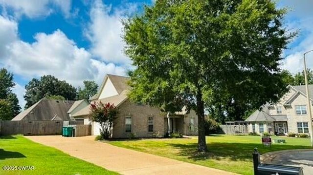 241 Stone Ridge Cv, Medina, TN 38355