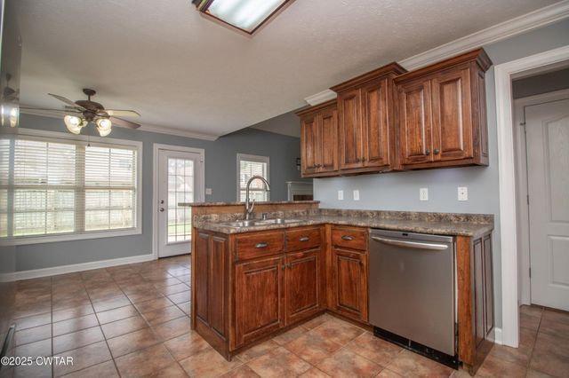 241 Stone Ridge Cv, Medina, TN 38355