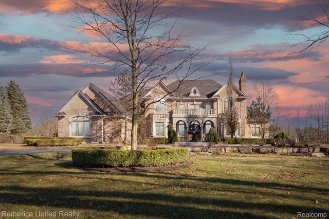 1221 Wilderness Hills Trail, Putnam Township, MI 48169