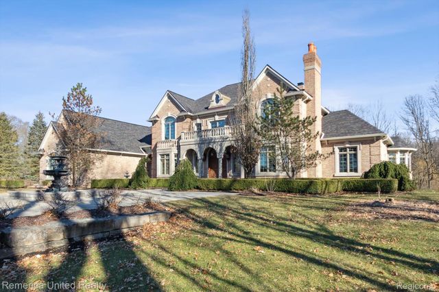 1221 Wilderness Hills Trail, Putnam Township, MI 48169