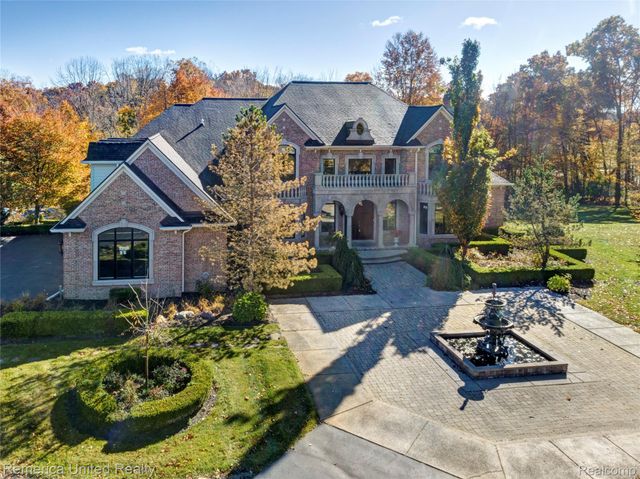 1221 Wilderness Hills Trail, Putnam Township, MI 48169