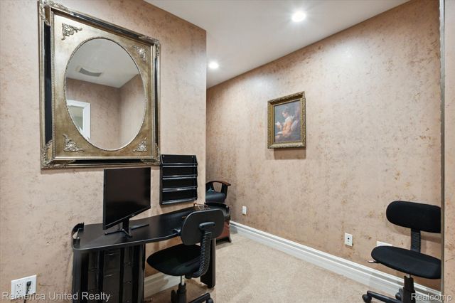 1221 Wilderness Hills Trail, Putnam Township, MI 48169