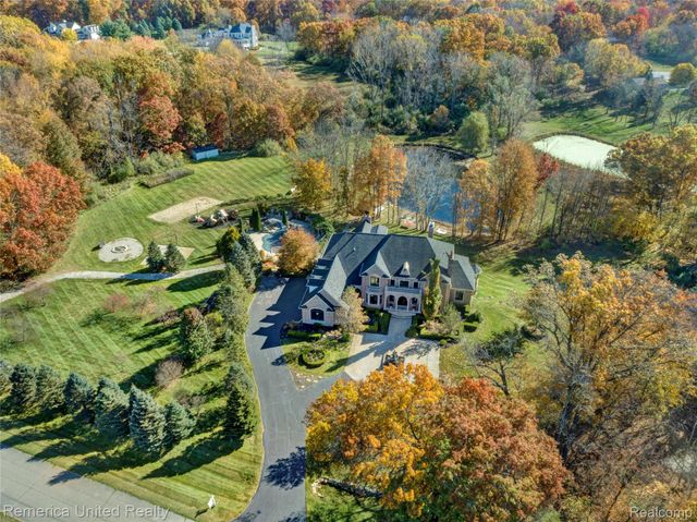 1221 Wilderness Hills Trail, Putnam Township, MI 48169