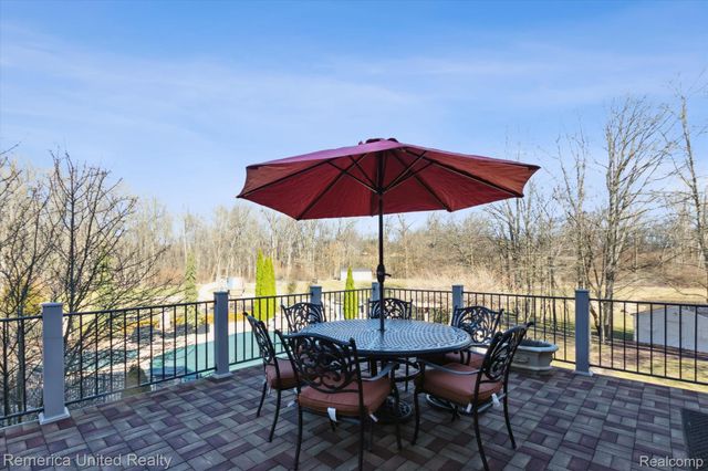 1221 Wilderness Hills Trail, Putnam Township, MI 48169