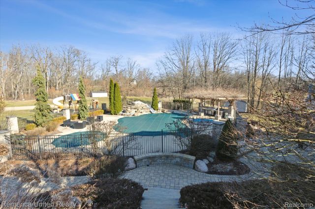 1221 Wilderness Hills Trail, Putnam Township, MI 48169