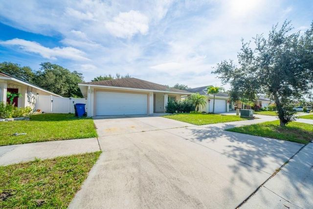 2025 PEACEFUL PALM STREET, Ruskin, FL 33570