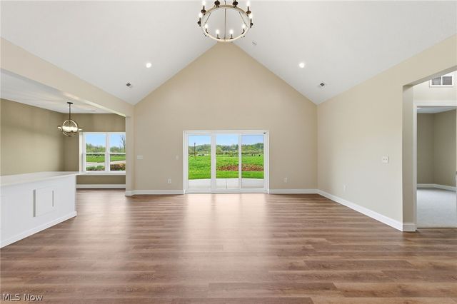 649 Southbay Drive, Wadsworth, OH 44281