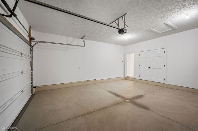 649 Southbay Drive, Wadsworth, OH 44281