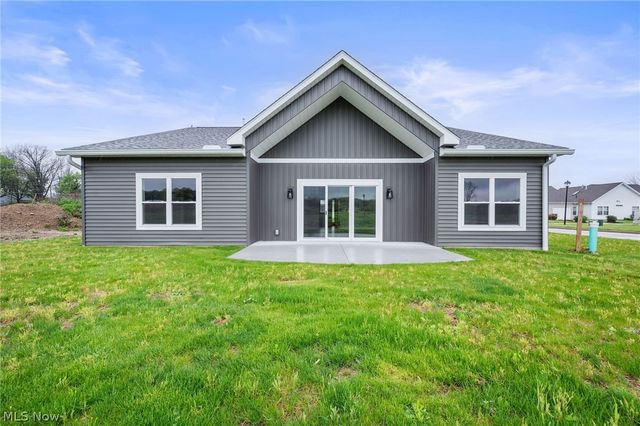 649 Southbay Drive, Wadsworth, OH 44281