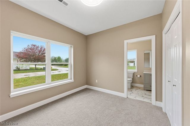 649 Southbay Drive, Wadsworth, OH 44281