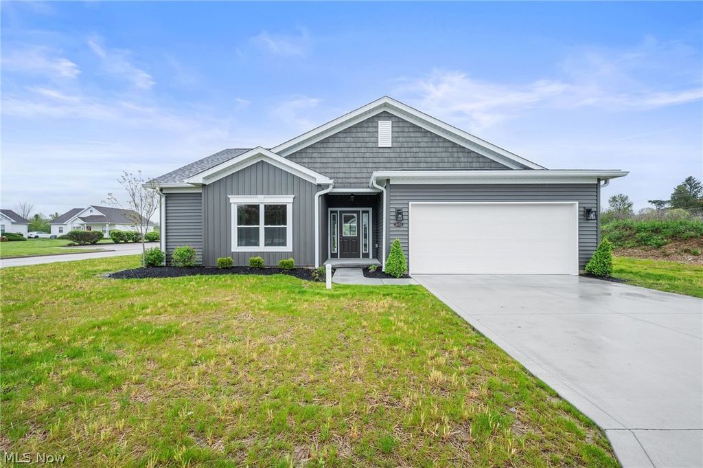 649 Southbay Drive, Wadsworth, OH 44281