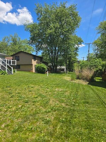 6777 Dandison Boulevard, West Bloomfield Twp, MI 48324