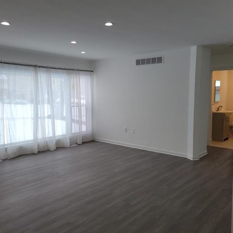 6777 Dandison Boulevard, West Bloomfield Twp, MI 48324