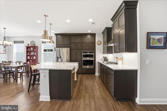 145 COWBIRD, Lake Frederick, VA 22630