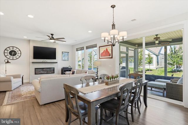 145 COWBIRD, Lake Frederick, VA 22630