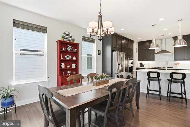 145 COWBIRD, Lake Frederick, VA 22630