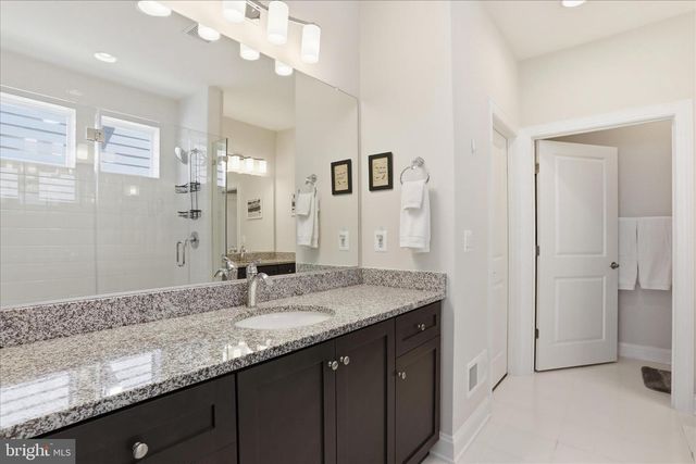 145 COWBIRD, Lake Frederick, VA 22630