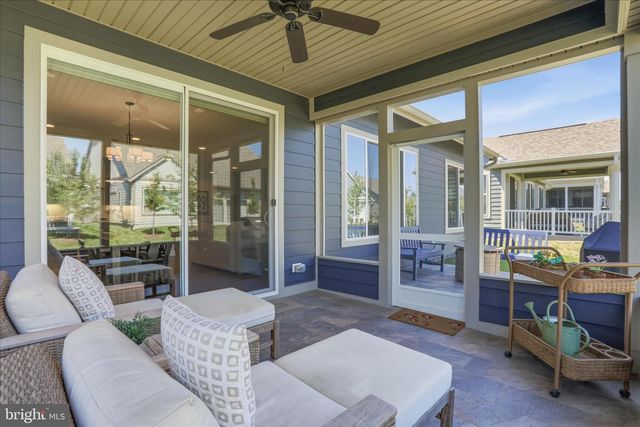 145 COWBIRD, Lake Frederick, VA 22630