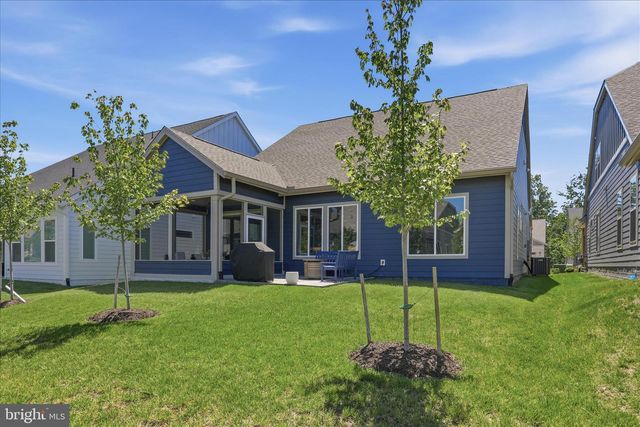 145 COWBIRD, Lake Frederick, VA 22630