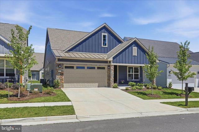 145 COWBIRD, Lake Frederick, VA 22630