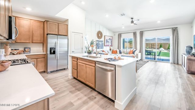 657 Fraser Loop, Dayton, NV 89403