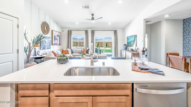 657 Fraser Loop, Dayton, NV 89403