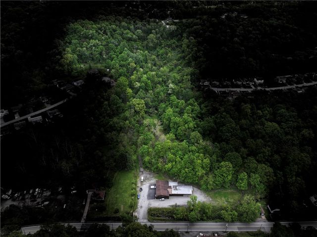 3810 Crooked Run Rd, N Versailles, PA 15137