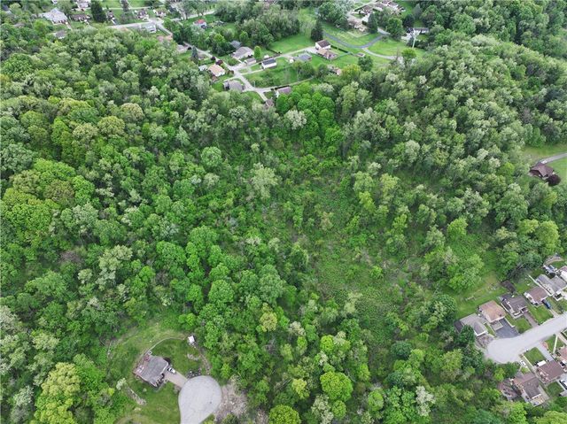 3810 Crooked Run Rd, N Versailles, PA 15137
