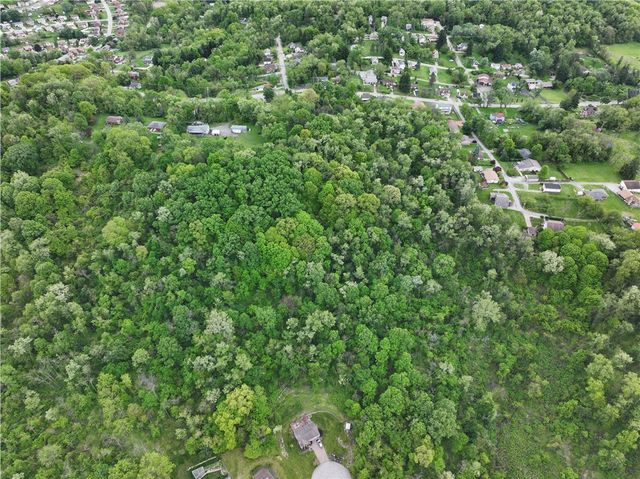 3810 Crooked Run Rd, N Versailles, PA 15137