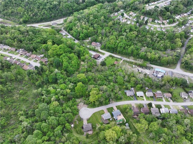 3810 Crooked Run Rd, N Versailles, PA 15137