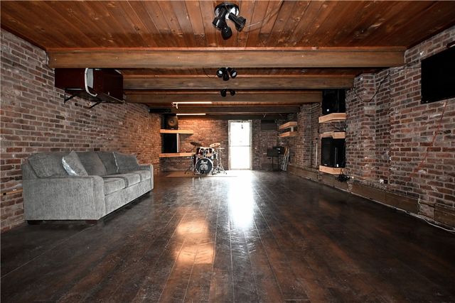 3810 Crooked Run Rd, N Versailles, PA 15137