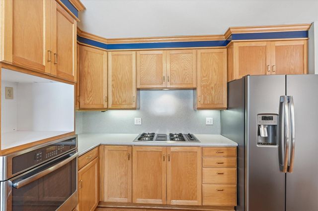 1703 OAKWOOD CT, Columbia, MO 65203