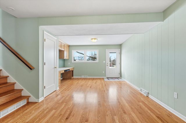 1703 OAKWOOD CT, Columbia, MO 65203