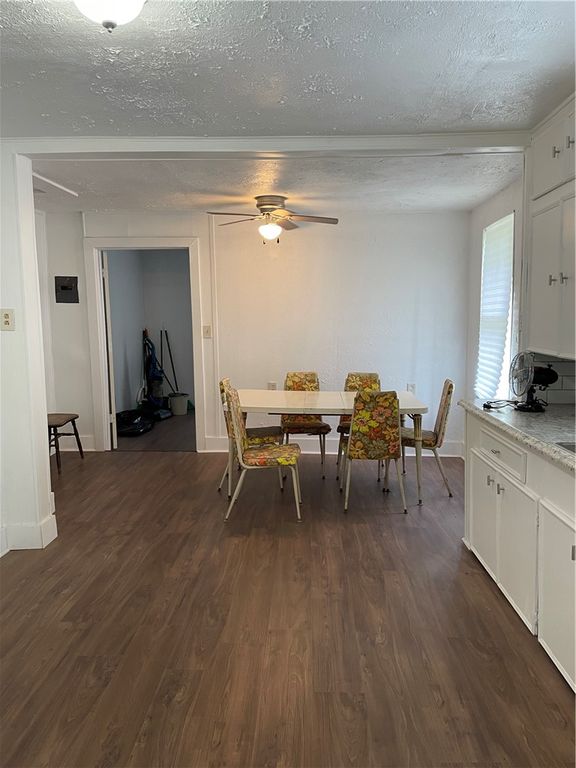 405 Woodrow Jackson Drive, Navasota, TX 77868 — photo 4