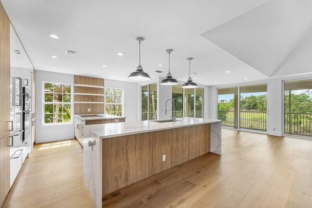 11847 Pebblewood Drive, Wellington, FL 33414
