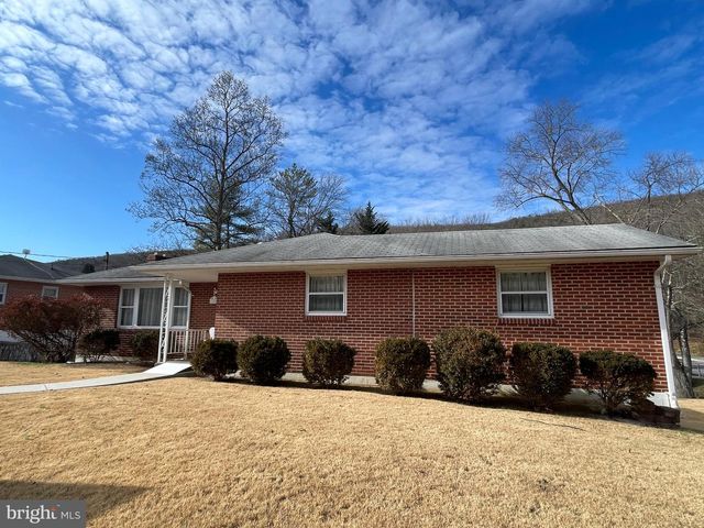 1806 HOLLAND ST, Cumberland, MD 21502