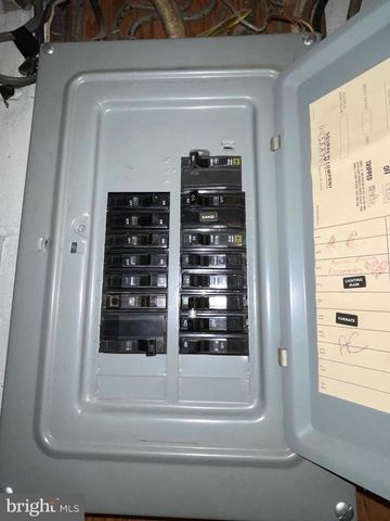 1806 HOLLAND ST, Cumberland, MD 21502