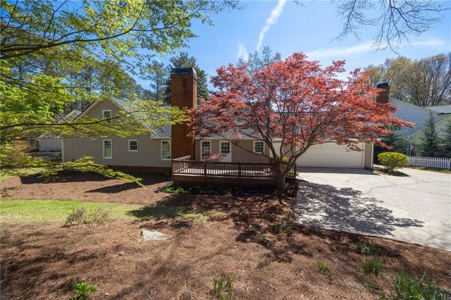 315 Lucinda Court NW, Marietta, GA 30064