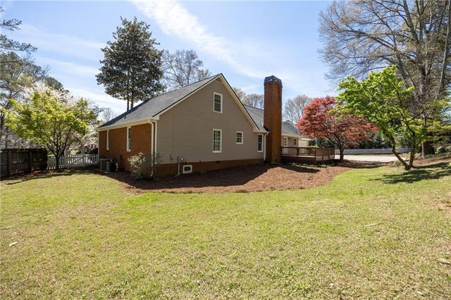 315 Lucinda Court NW, Marietta, GA 30064