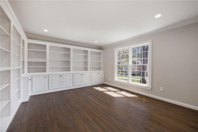 315 Lucinda Court NW, Marietta, GA 30064