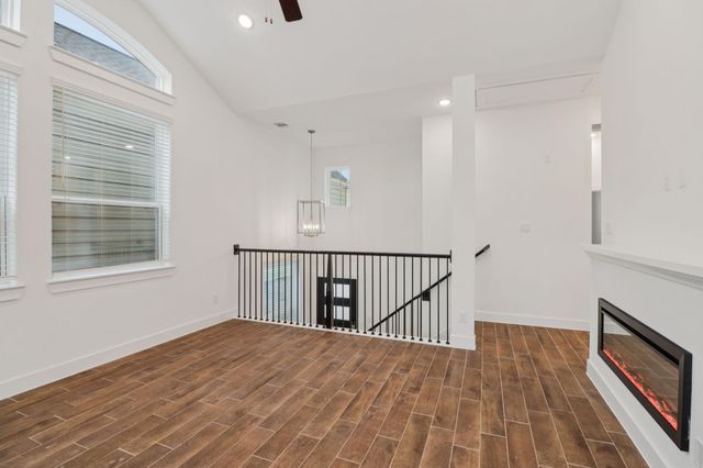 26265 E Outrider Banks Circle, Montgomery, TX 77316