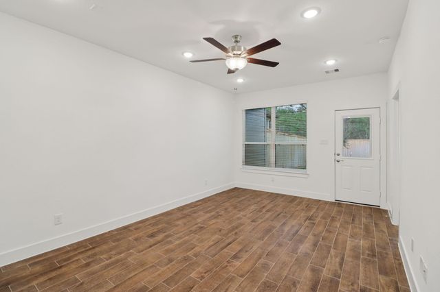 26265 E Outrider Banks Circle, Montgomery, TX 77316