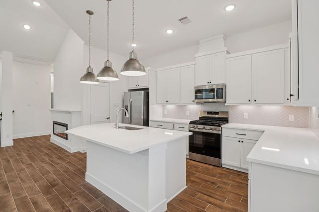 26265 E Outrider Banks Circle, Montgomery, TX 77316