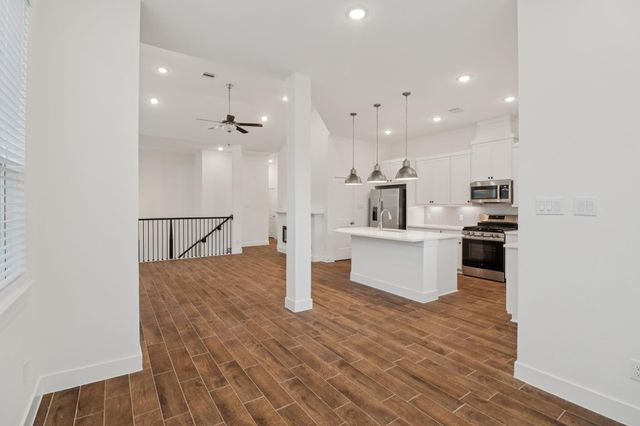 26265 E Outrider Banks Circle, Montgomery, TX 77316