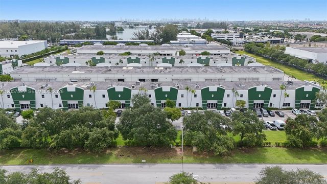 1315 NW 98th Court 9, Doral, FL 33172