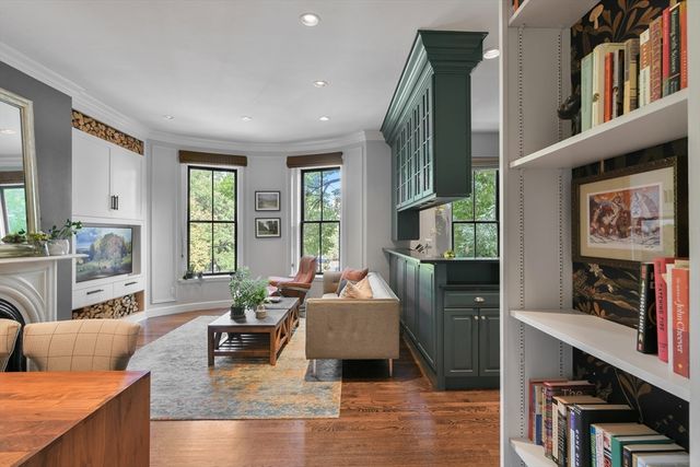 68 Waltham Street 3, Boston, MA 02118