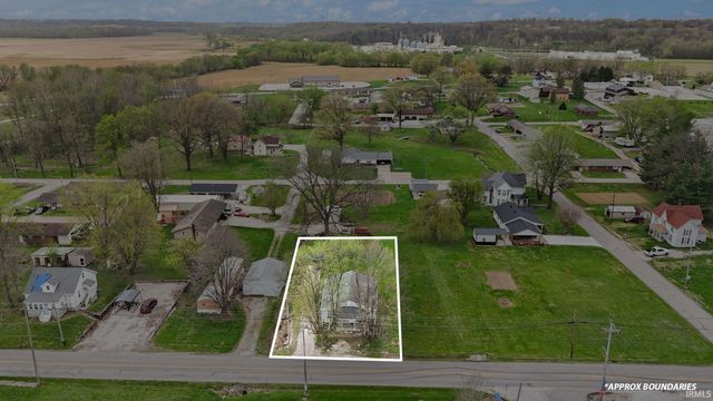 4371 N 4th Street, Dubois, IN 47527