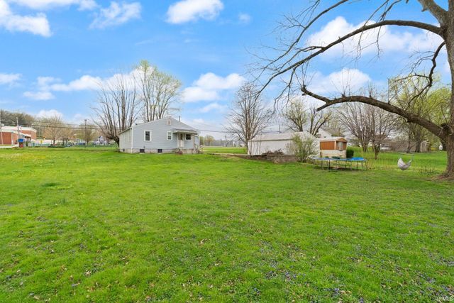 4371 N 4th Street, Dubois, IN 47527